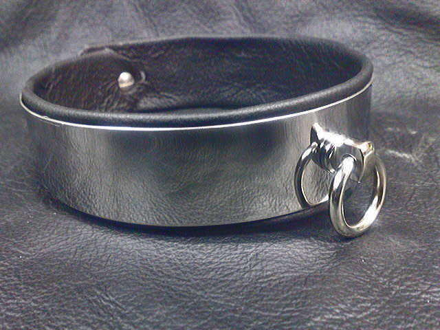 Edles Halsband der O aus Edelstahl