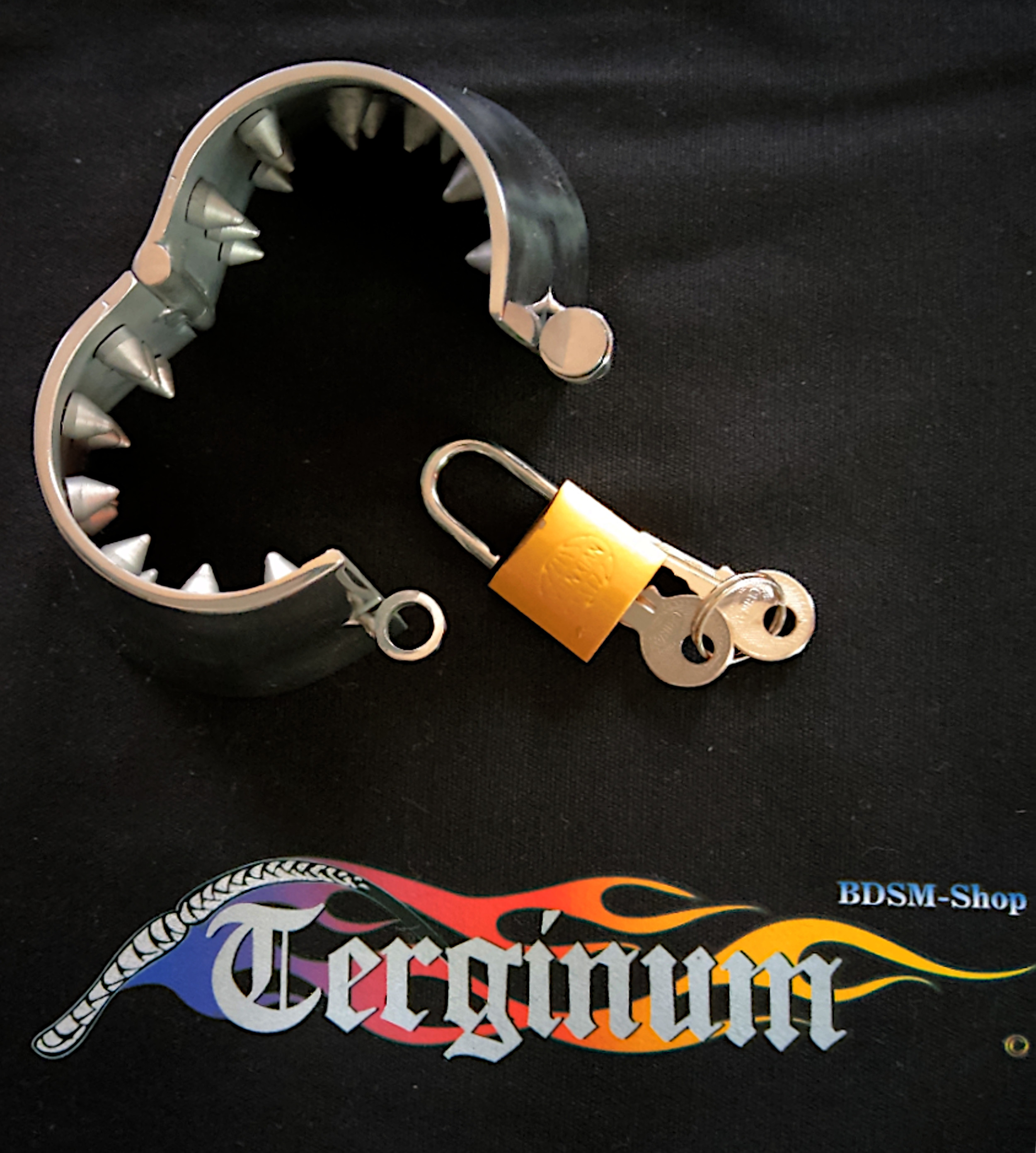 Ball Crusher mit Spikes Metall Trichter Ballstretcher