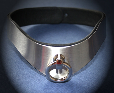 Edles Halsband der O aus Edelstahl, spitz - 20/40mm